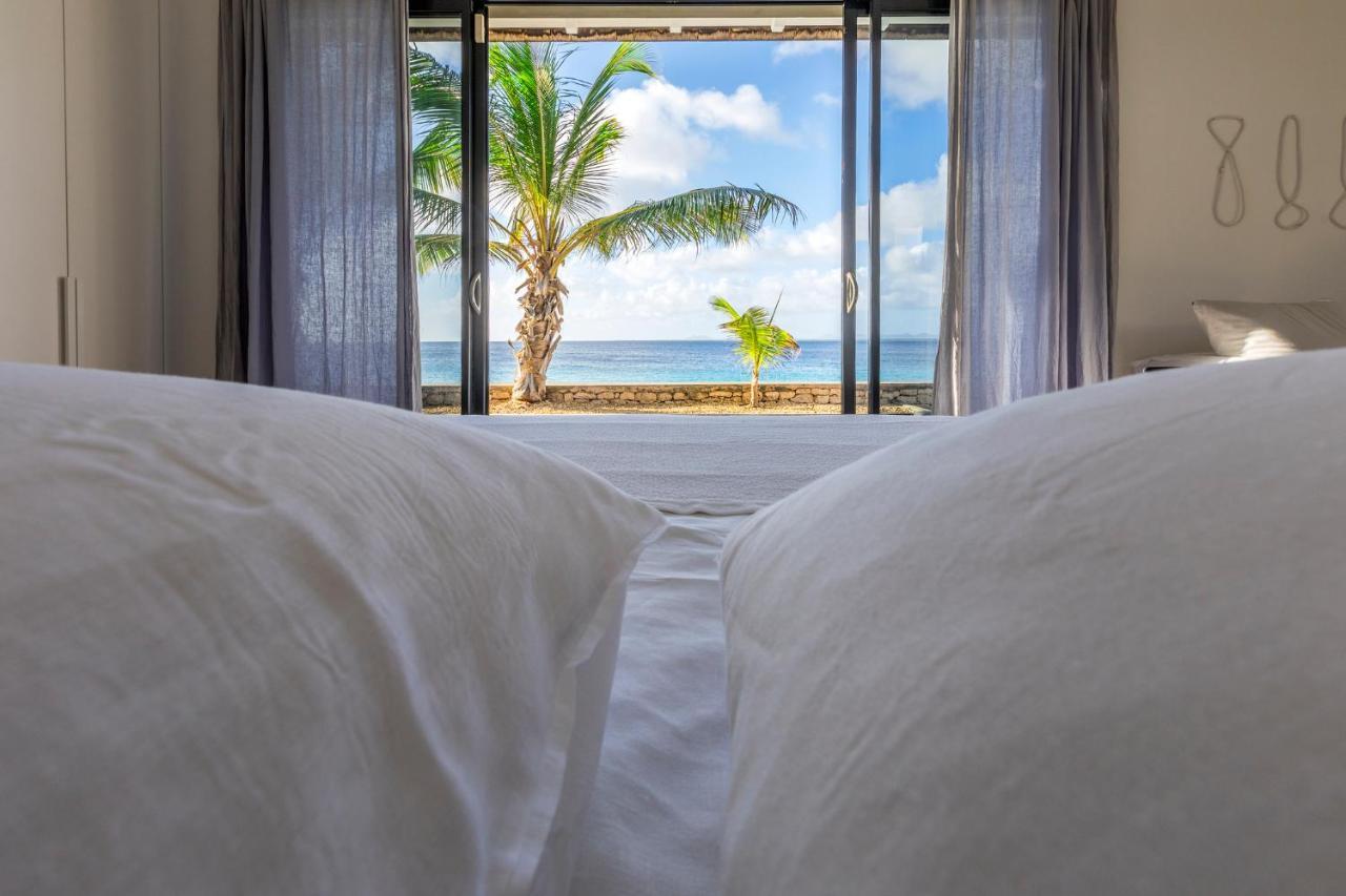 Oceanfront 72 & Sunny Villa คราเลนไดค์ ภายนอก รูปภาพ