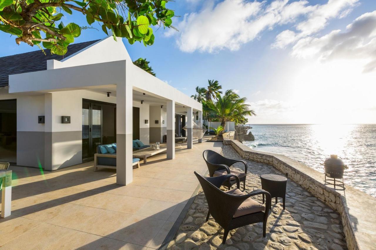 Oceanfront 72 & Sunny Villa คราเลนไดค์ ภายนอก รูปภาพ