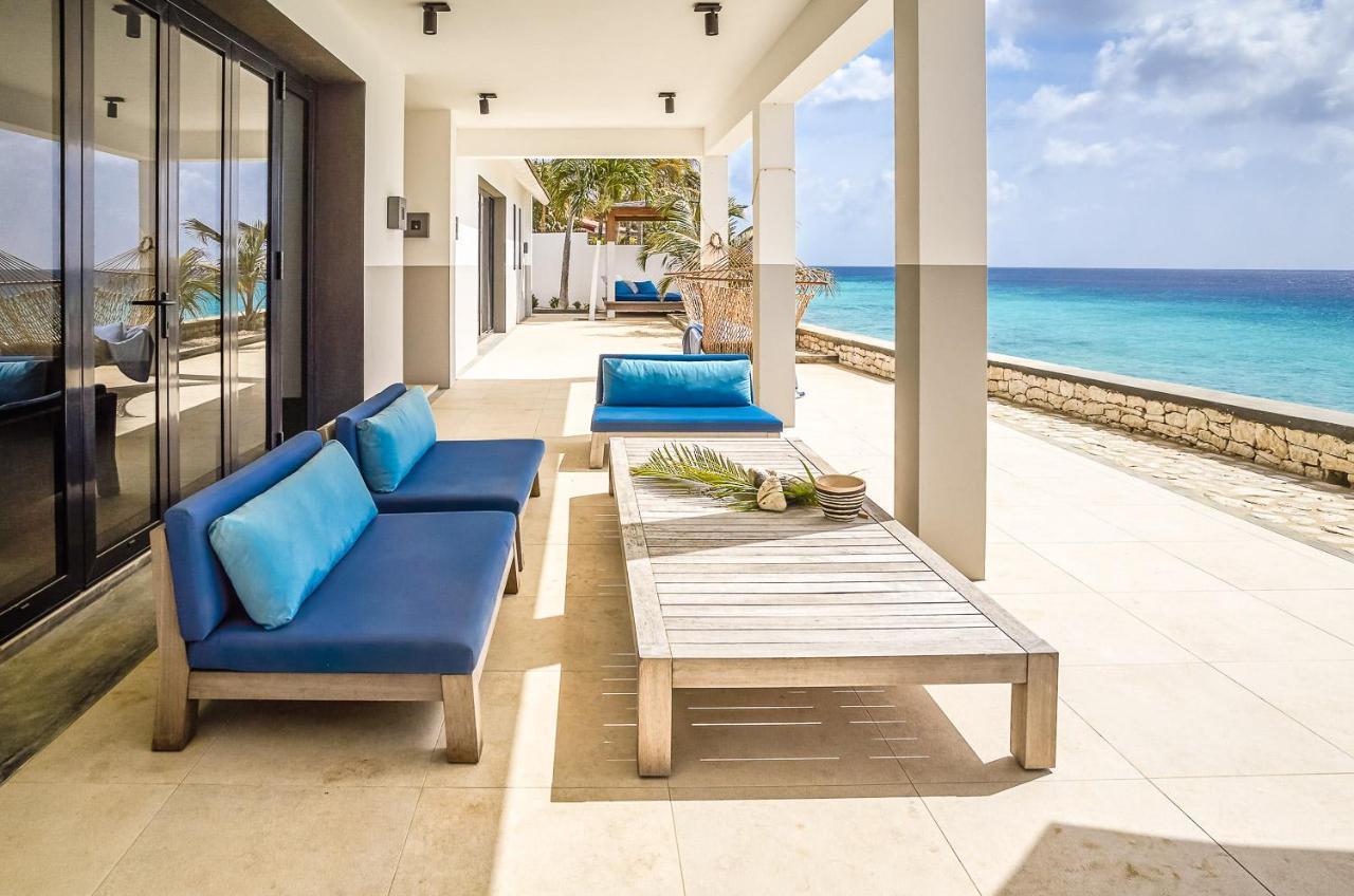 Oceanfront 72 & Sunny Villa คราเลนไดค์ ภายนอก รูปภาพ